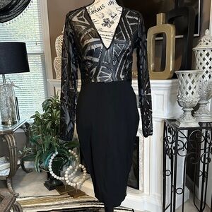 Chic Black Geometric Long Sleeve Dress